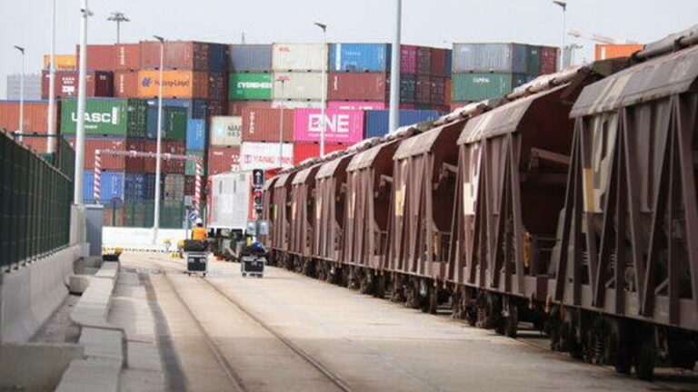 Adif millorarà les instal·lacions ferroviàries de Flix per donar sortida a les mercaderies del Port de Barcelona
