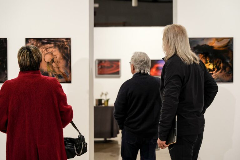 El Tinglado 1 del Moll de Costa presenta ‘Trobades amb l’etern’ de l’artista Mastuset