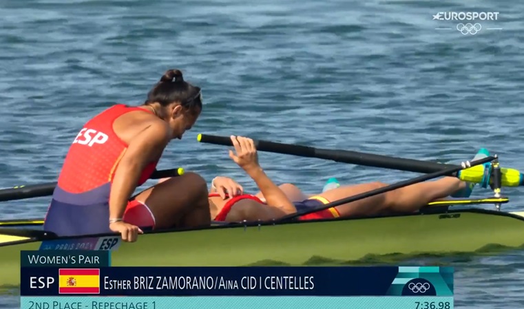 Aina Cid i la seva companya de dos sense timoner, Esther Briz, passen a semifinals a París