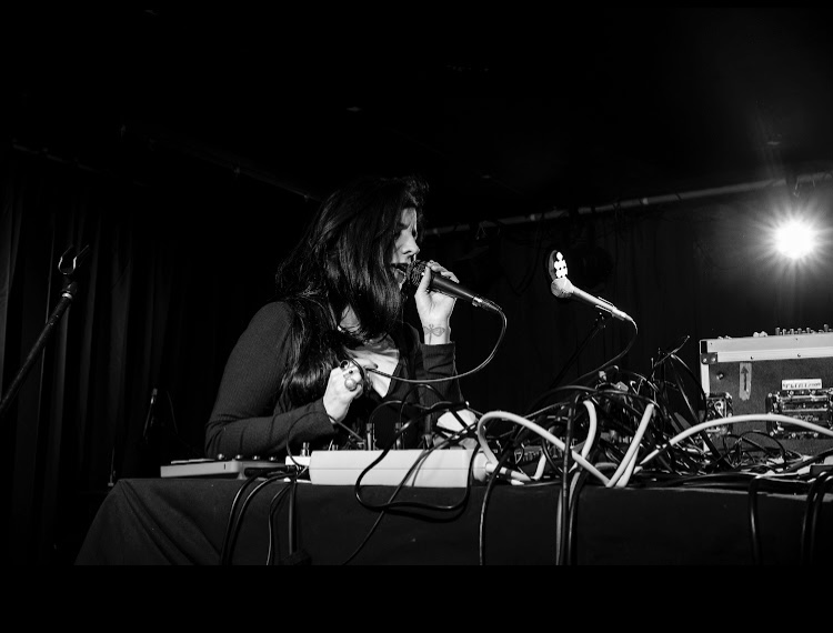 Mind Fest: Una nova data per a l’experimentació de pràctiques sonovisuals a Amposta