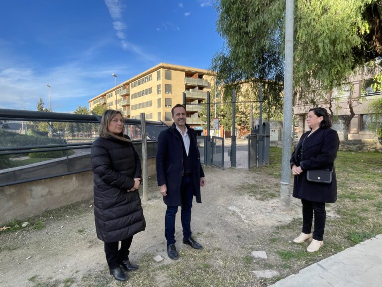 L’Ajuntament de Tortosa millora l’accessibilitat i la seguretat al parc dels Països Catalans, al barri de Sant Llàtzer