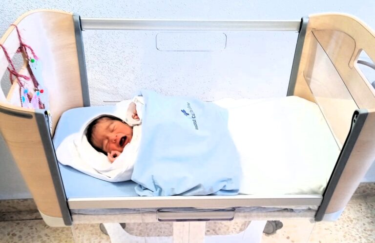 La Fundació Barça i l’Hospital de Tortosa Verge de la Cinta uneixen esforços per humanitzar l’atenció pediàtrica