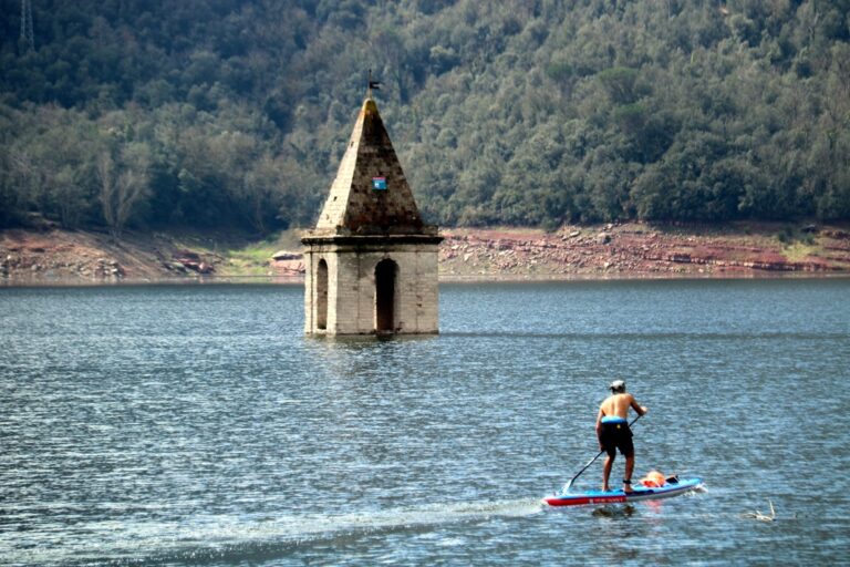 Els embassaments de les conques internes arriben al 60% de reserves tres anys després