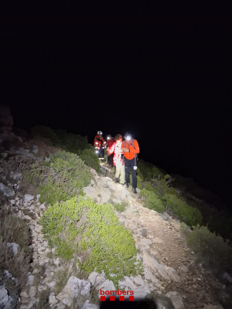 Rescatats dos excursionistes perduts mentre feien la ruta de pintures rupestres del Perelló
