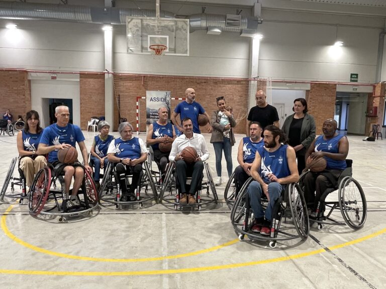 L’Ajuntament de Tortosa signa un conveni amb ASSIDE per promoure la pràctica esportiva entre les persones amb discapacitat