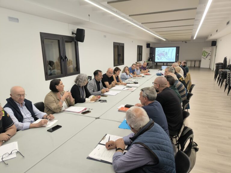 Jesús celebra la primera taula de seguiment del Pla de Regeneració del Nucli Antic