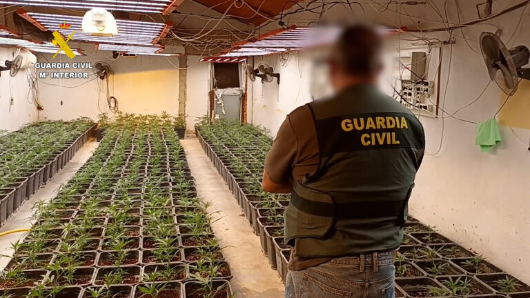 La desarticulació d’una organització criminal dedicada a la logística de narcollanxes i al tràfic de drogues té una derivada a Santa Bàrbara
