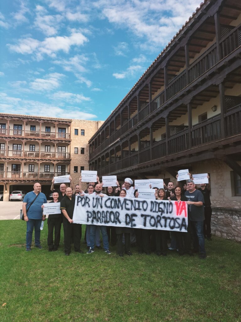 Els treballadors del Parador de Tortosa es mobilitzen per la “falta d’avanços” en les seves reclamacions