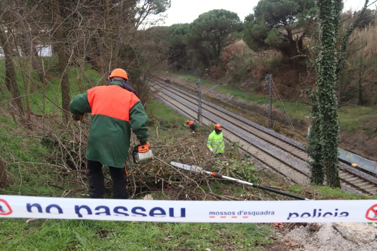 L’R15 és la línia catalana més afectada per les limitacions temporals de velocitat d’aquesta setmana
