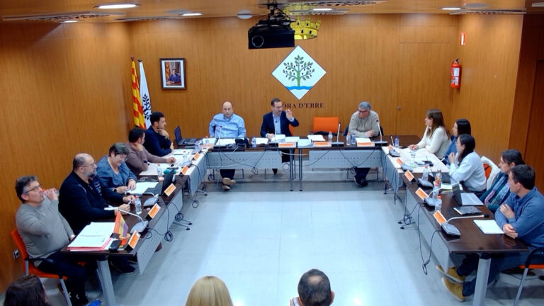 El ple de Móra d’Ebre posa els fonaments de la nova àrea comercial
