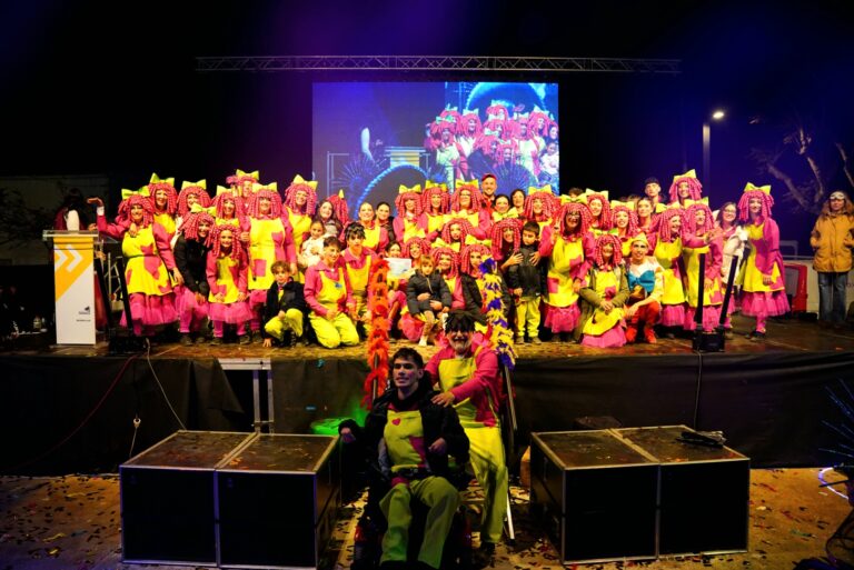 Deltebre accelera en una nova edició del Carnaval que omple els carrers de participació