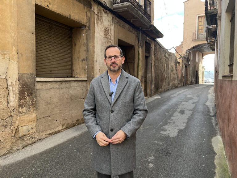 Móra d’Ebre vol acabar amb el punt conflictiu del carrer la Barca a la Plaça de Baix