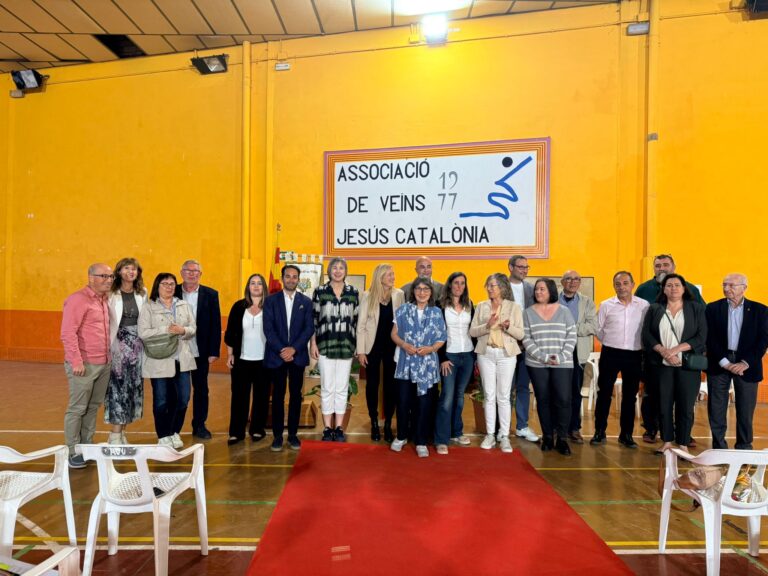 Jesús ensenya múscul en defensa de la creació literària actual dels Països Catalans
