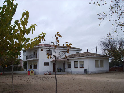 USTEC fa de l’escola Josep Riba de la Serra d’Almos un exemple del «menyspreu» d’Educació cap a les zones rurals