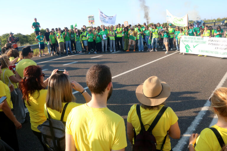 «El Sénia no és frontera per a res i tampoc és frontera educativa per reclamar una educació pública i de qualitat» (vídeo)