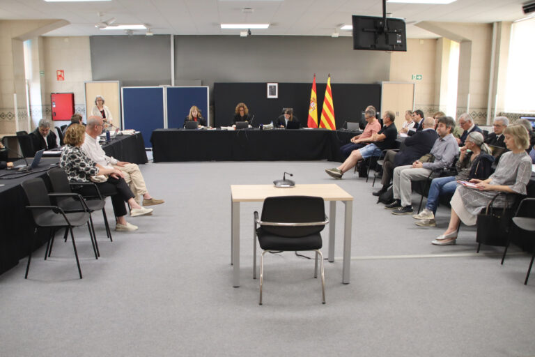 La Cooperativa de l’Aldea i els afectats pacten amb l’auditor, BDO i Mapfre una compensació de 880.000 euros (vídeos)