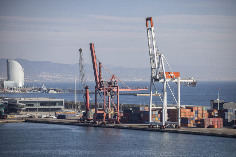 L’economia espanyola creix un 0,6% durant el primer trimestre, dues dècimes menys