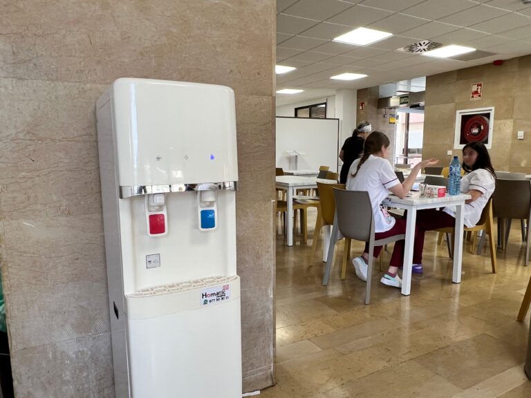 Tortosa afegeix l’Hospital Santa Creu de Jesús a la xarxa de refugis climàtics davant la primera onada de calor de l’estiu