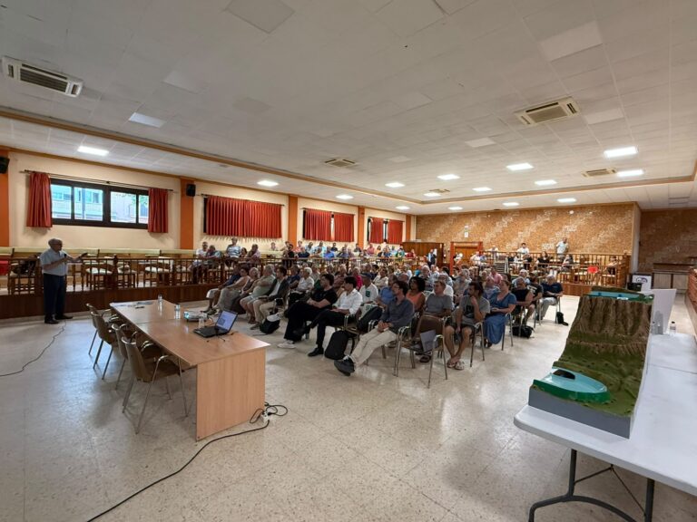 El projecte de central hidroelèctrica reversible s’obre a respondre els dubtes dels ciutadans