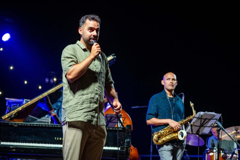 Èxit absolut en el primer concert de la gira europea de l’ebrenc Xavi Torres amb Miguel Zenón